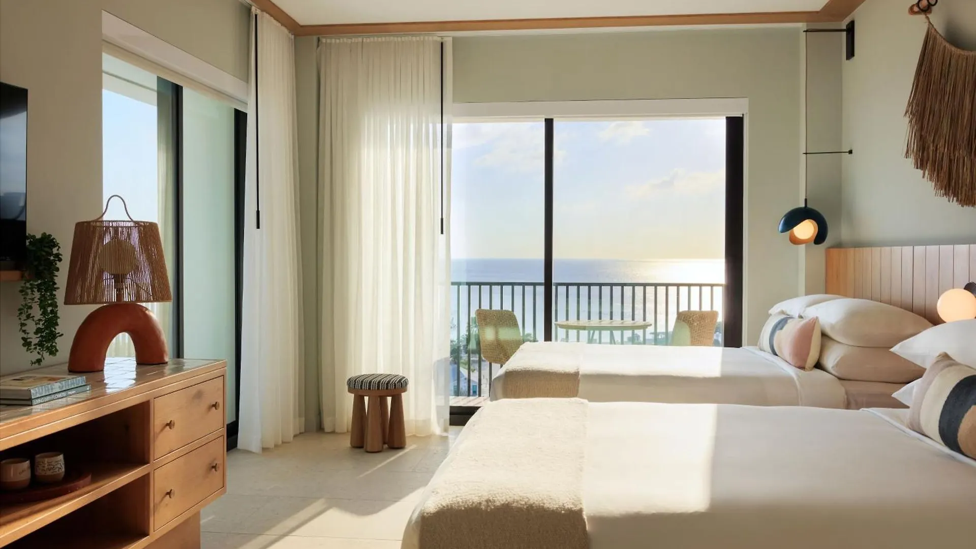 Hotel Indigo Grand Cayman By Ihg West Bay 3*,